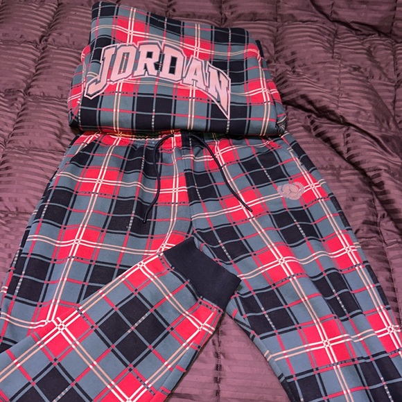 Jordan Other - Brand new Large Jordan sweatsuit